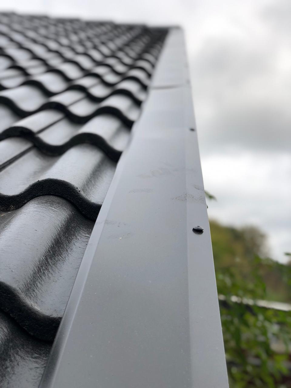 Lertegel takläggning — klassiskt och hållbart takmaterial